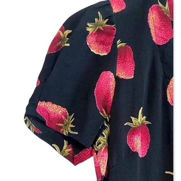Reformation Koa mini dress, strawberry, size 2P - Picture 10 of 15